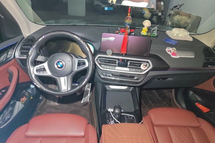 Used BMW X3 2022 xDrive25i M Sport Package Center Console