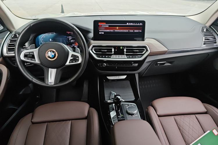 Used BMW X3 2022 xDrive30i Luxury Model M Night Sky Package Center Console