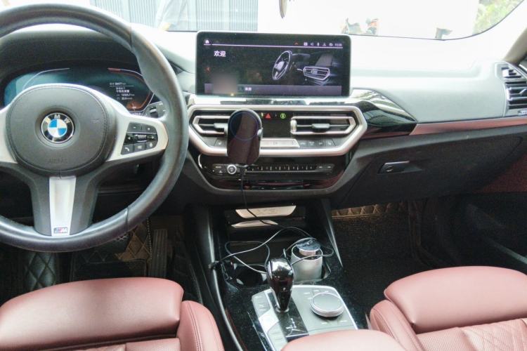 Used BMW X3 2022 xDrive25i M Sport Package Center Console