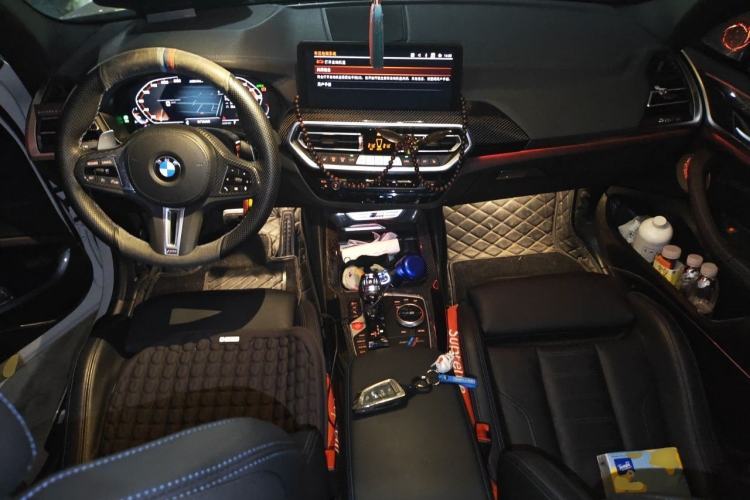 Used BMW X3 2022 M40i Center Console