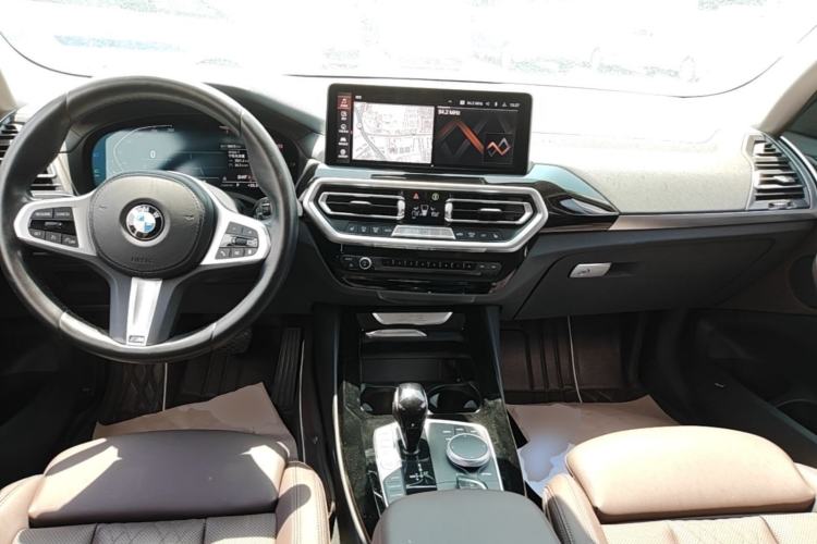 Used BMW X3 2022 xDrive25i M Sport Package Center Console
