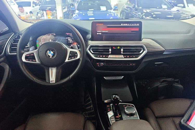 Used BMW X3 2022 Restyled xDrive30i Luxury Edition M Night Sky Package Center Console
