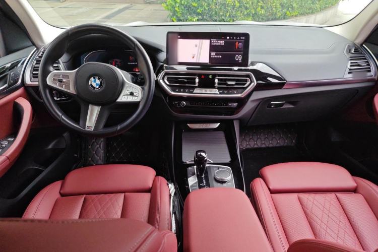 Used BMW X3 2022 Restyled xDrive25i M Sport Package Center Console