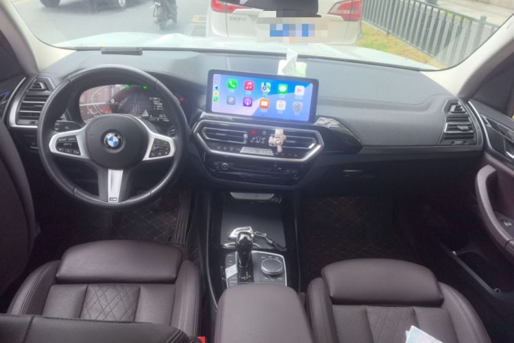 Used BMW X3 2022 xDrive25i M Sport Package Center Console