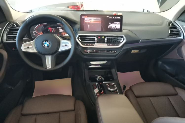 Used BMW X3 2022 Restyled xDrive25i M Sport Package Center Console