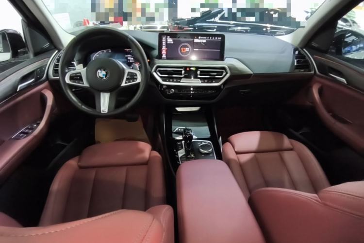 Used BMW X3 2022 xDrive30i Luxury Model M Night Sky Package Center Console