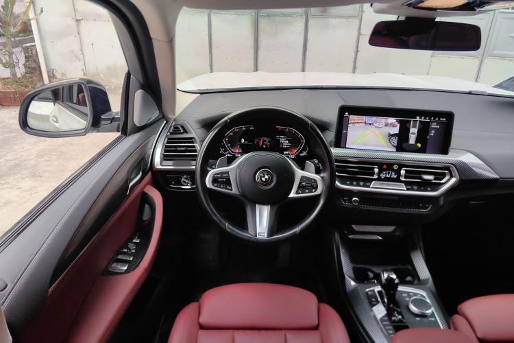 Used BMW X3 2022 xDrive30i Luxury Model M Night Sky Package Center Console