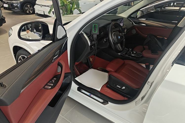Used BMW X3 2022 xDrive30i Luxury Model M Night Sky Package Driver Seat