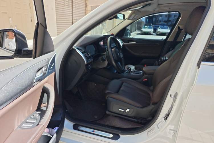 Used BMW X3 2022 xDrive25i M Sport Package Driver Seat