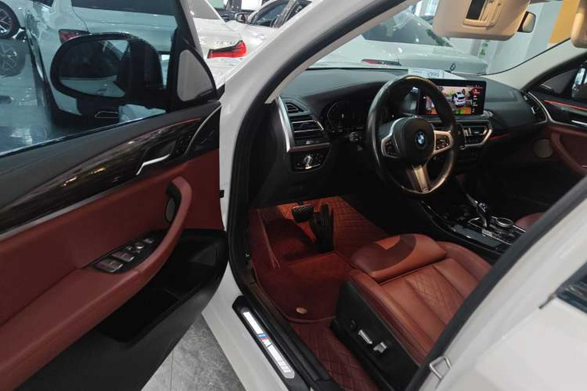 Used BMW X3 2022 xDrive30i Luxury Edition M Night Sky Package Driver Seat