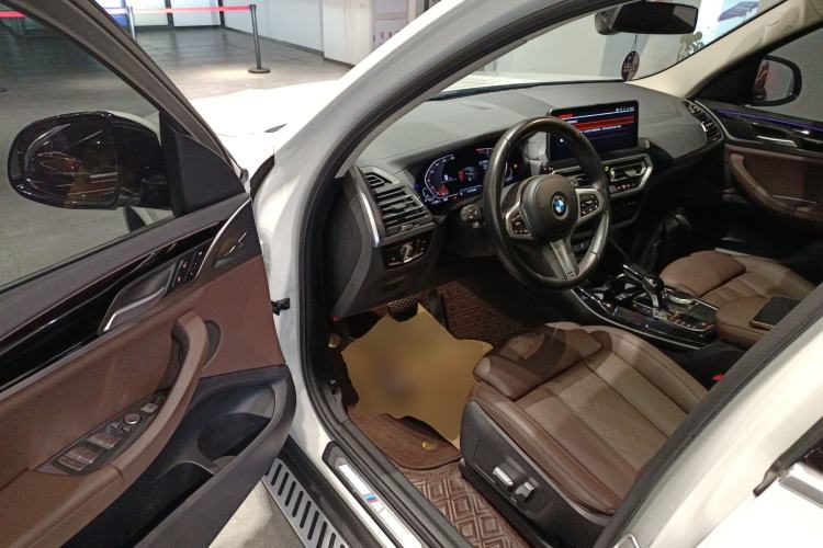 Used BMW X3 2022 Restyled xDrive25i M Sport Package Driver Seat