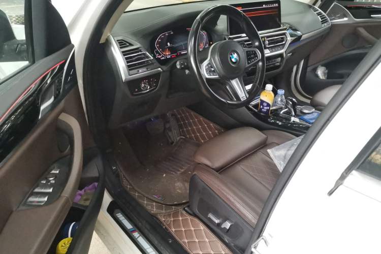 Used BMW X3 2022 xDrive25i M Sport Package Driver Seat