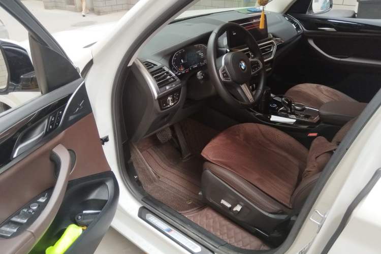 Used BMW X3 2022 Restyled xDrive25i M Sport Package Driver Seat