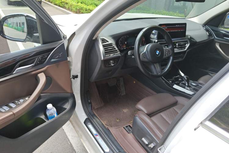 Used BMW X3 2022 Restyled xDrive25i M Sport Package Driver Seat