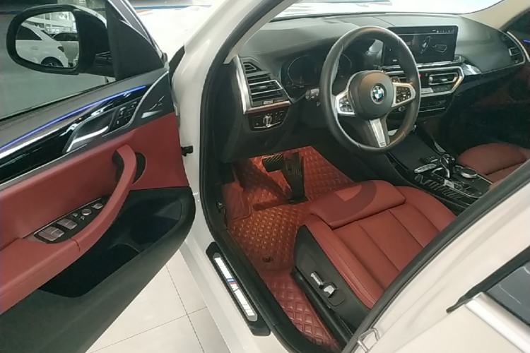 Used BMW X3 2022 Restyled xDrive25i M Sport Package Driver Seat