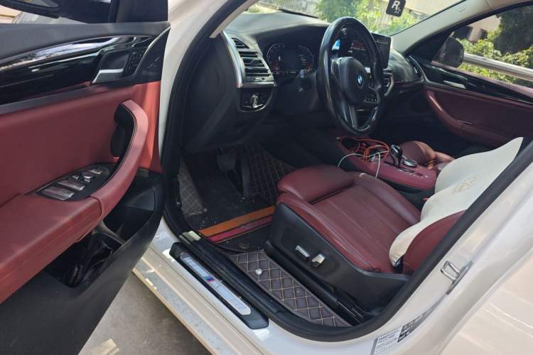 Used BMW X3 2022 xDrive25i M Sport Package Driver Seat