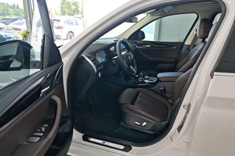 Used BMW X3 2022 Restyled xDrive25i M Sport Package Driver Seat