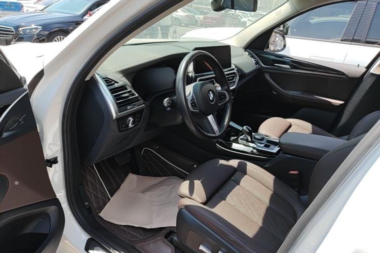 Used BMW X3 2022 xDrive25i M Sport Package Driver Seat