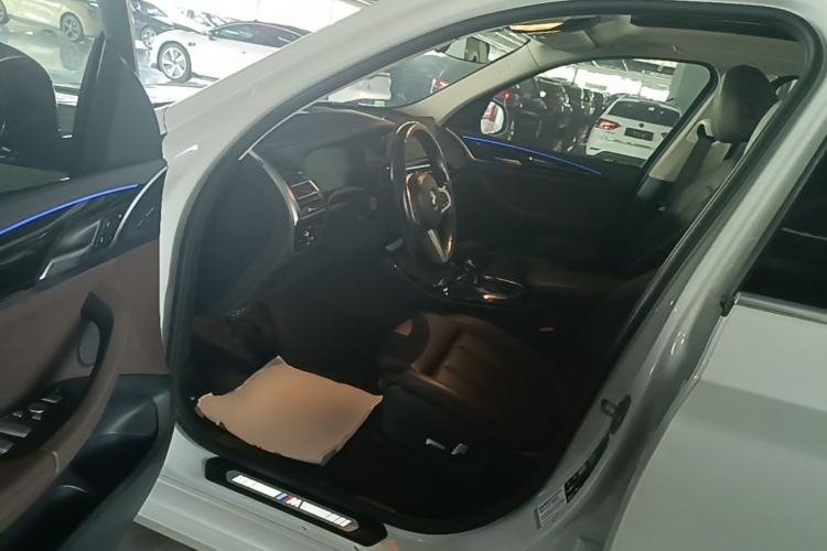 Used BMW X3 2022 xDrive25i M Sport Package Driver Seat