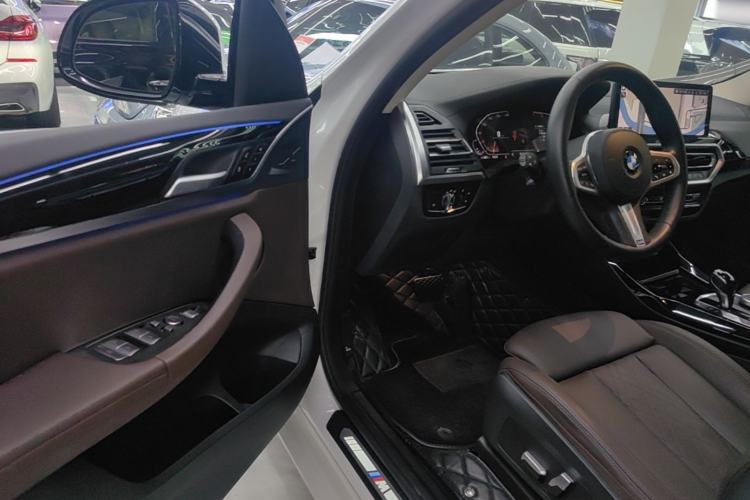 Used BMW X3 2022 xDrive25i M Sport Package Driver Seat