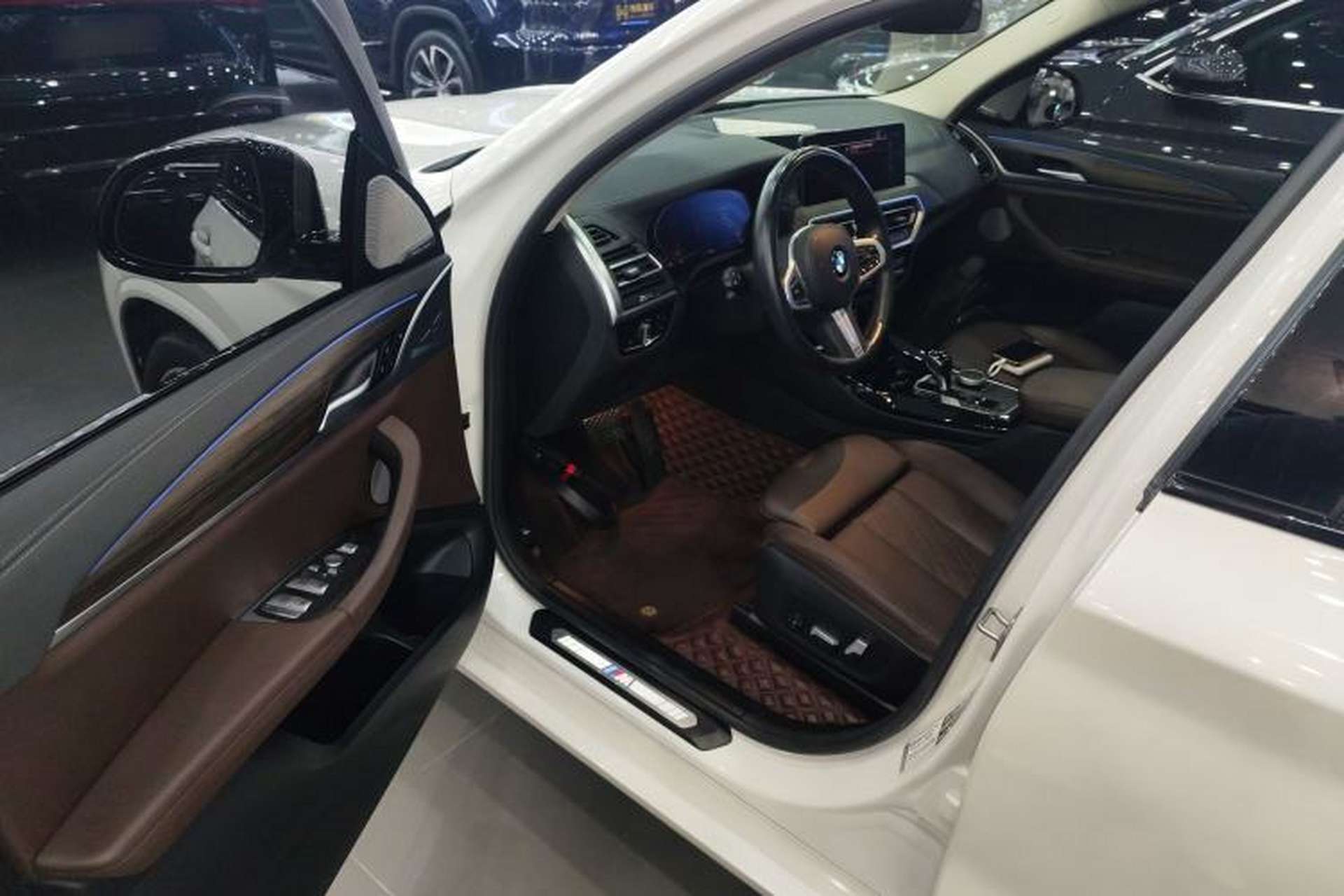 Used BMW X3 2022 xDrive30i Luxury Model M Night Sky Package Driver Seat