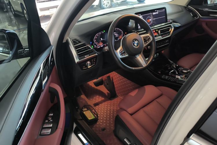 Used BMW X3 2022 Restyled xDrive25i M Sport Package Driver Seat