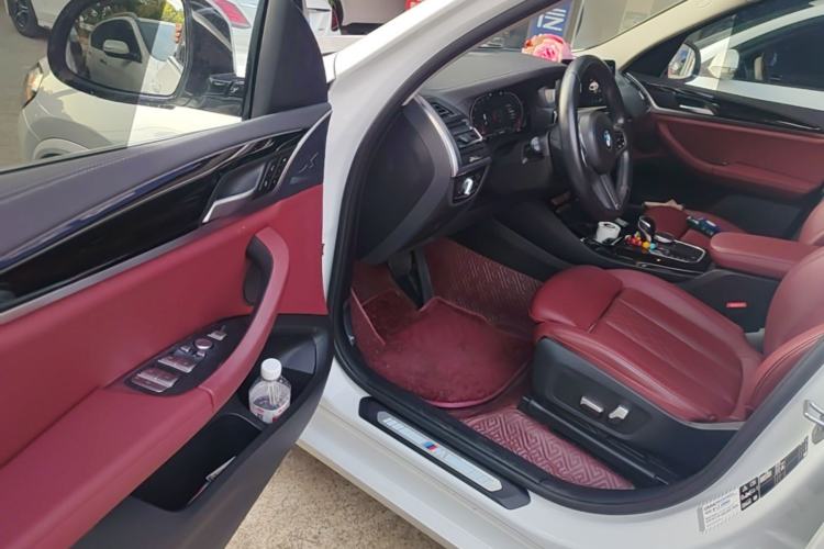 Used BMW X3 2022 xDrive25i M Sport Package Driver Seat