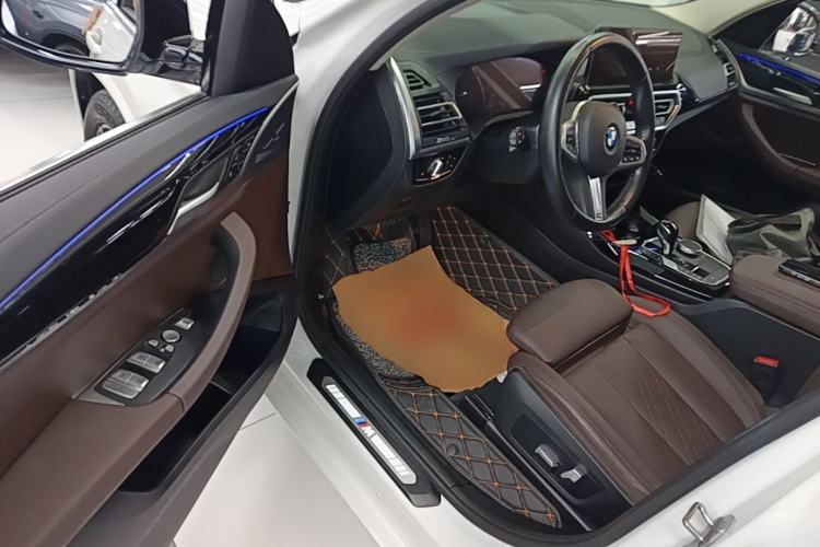 Used BMW X3 2022 xDrive25i M Sport Package Driver Seat