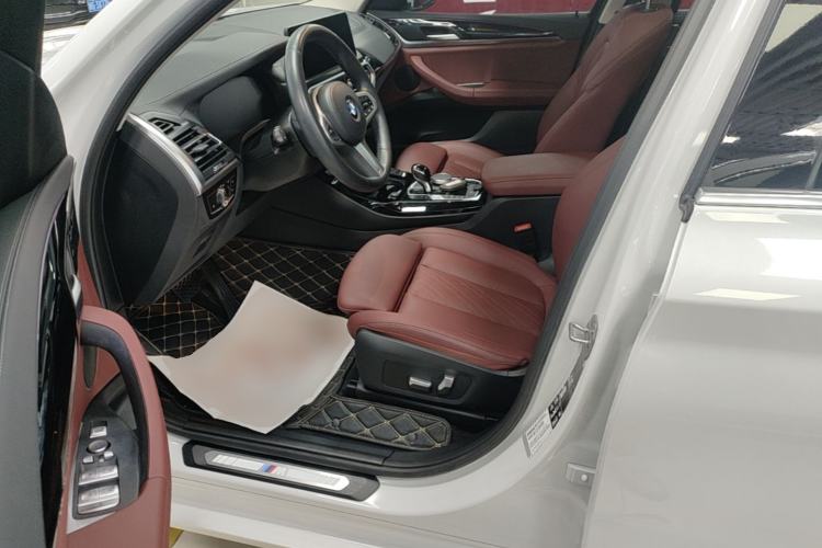 Used BMW X3 2022 xDrive25i M Sport Package Driver Seat