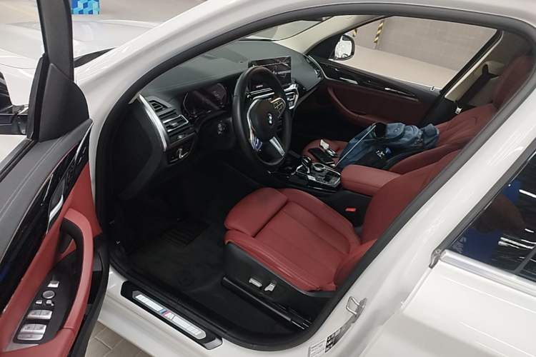 Used BMW X3 2022 Restyled xDrive25i M Sport Package Driver Seat
