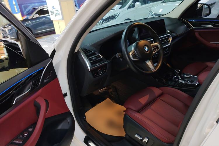 Used BMW X3 2022 xDrive25i M Sport Package Driver Seat