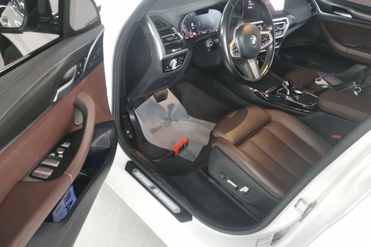 Used BMW X3 2022 Restyled xDrive30i Luxury Edition M Night Sky Package Driver Seat