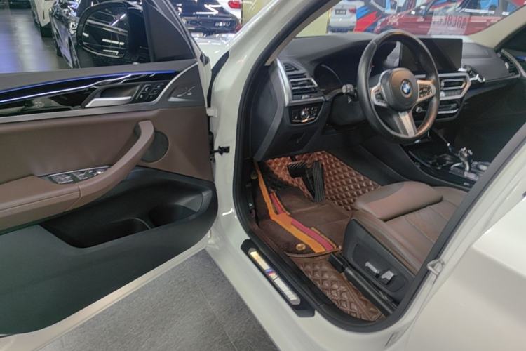 Used BMW X3 2022 xDrive25i M Sport Package Driver Seat