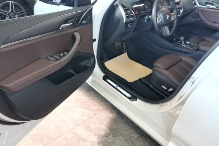 Used BMW X3 2022 Restyled xDrive25i M Sport Package Driver Seat