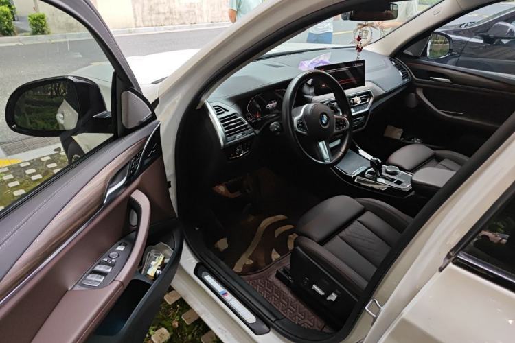 Used BMW X3 2022 xDrive30i Luxury Model M Night Sky Package Driver Seat