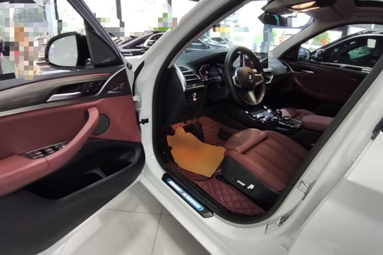 Used BMW X3 2022 xDrive30i Luxury Model M Night Sky Package Driver Seat