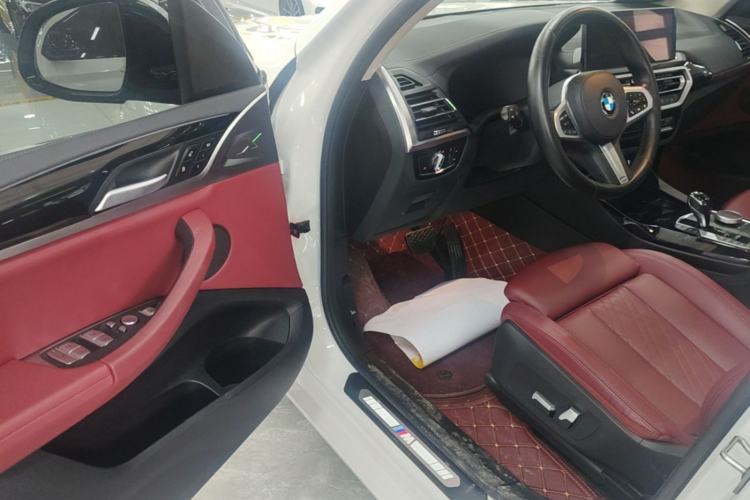 Used BMW X3 2022 xDrive25i M Sport Package Driver Seat