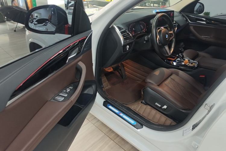 Used BMW X3 2022 xDrive25i M Sport Package Driver Seat