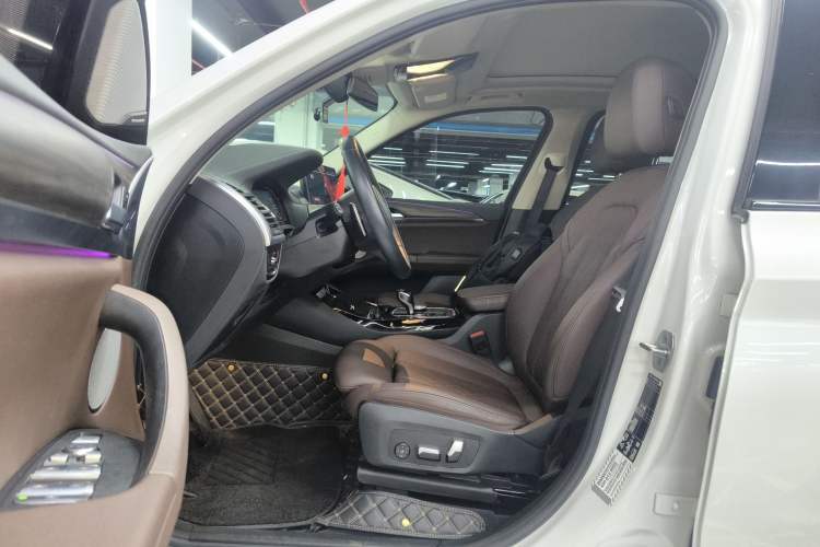 Used BMW X3 2022 xDrive30i Luxury Edition M Night Sky Package Driver Seat