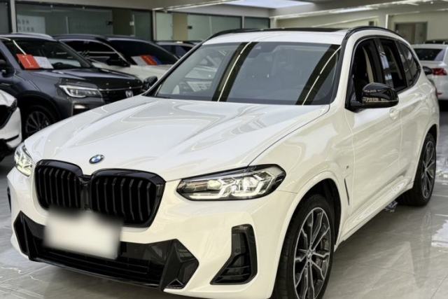 BMW X3 2022 xDrive30i Luxury Model M Night Sky Package مستعملة