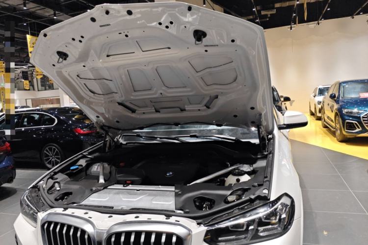 Used BMW X3 2022 Restyled xDrive25i M Sport Package Engine Bay