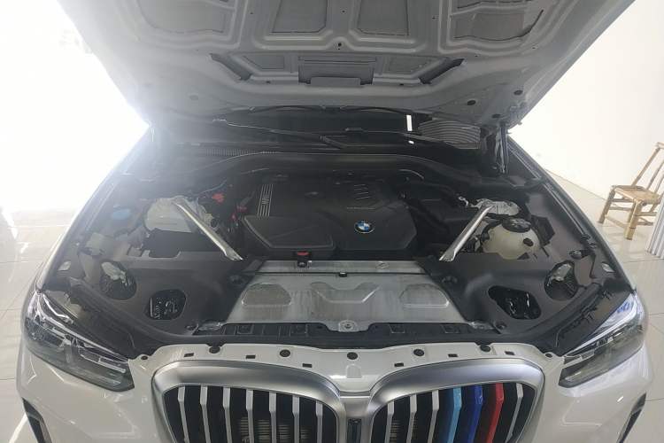 Used BMW X3 2022 Restyled xDrive25i M Sport Package Engine Bay