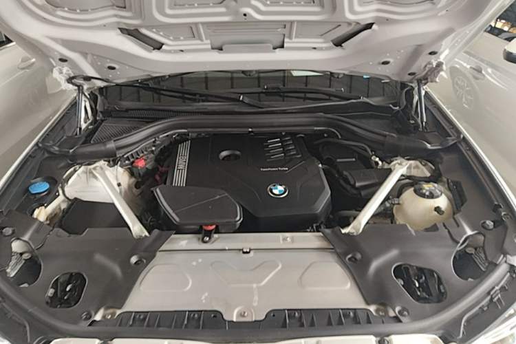 Used BMW X3 2022 Restyled xDrive25i M Sport Package Engine Bay