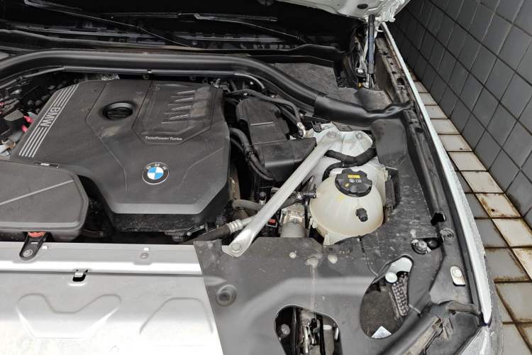 Used BMW X3 2022 xDrive25i M Sport Package Engine Bay Left
