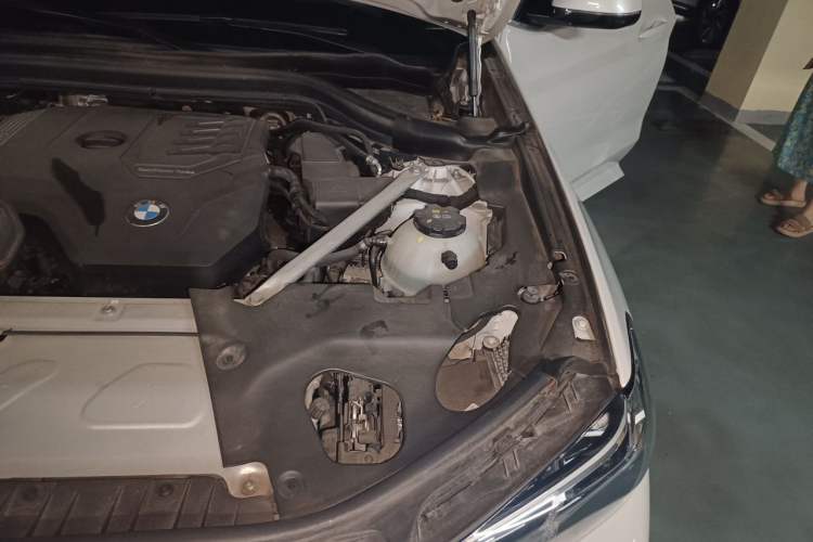 Used BMW X3 2022 xDrive25i M Sport Package Engine Bay Left