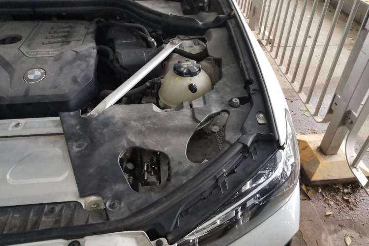 Used BMW X3 2022 xDrive25i M Sport Package Engine Bay Left