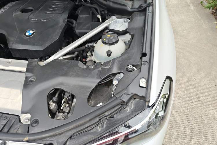 Used BMW X3 2022 xDrive25i M Sport Package Engine Bay Left