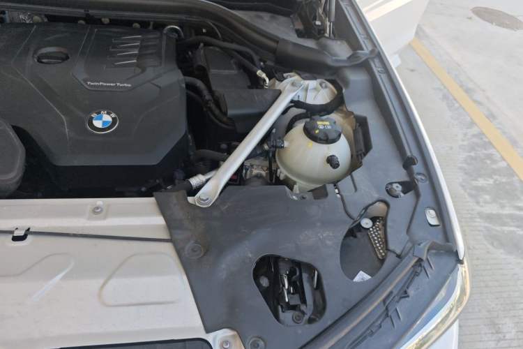 Used BMW X3 2022 xDrive25i M Sport Package Engine Bay Left