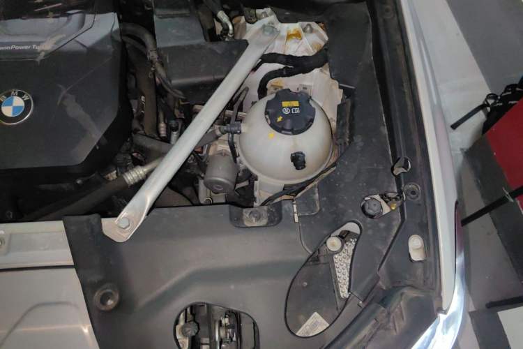 Used BMW X3 2022 Restyled xDrive25i M Sport Package Engine Bay Left