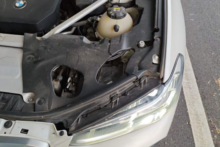 Used BMW X3 2022 xDrive25i M Sport Package Engine Bay Left